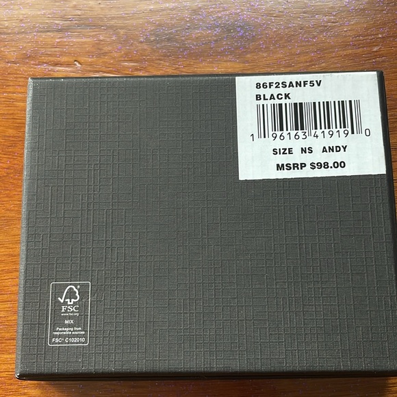 Men’s MK wallet - Picture 5 of 5